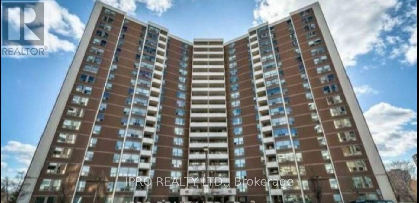 704 - 15 VICORA LINKWAY WAY Image 1