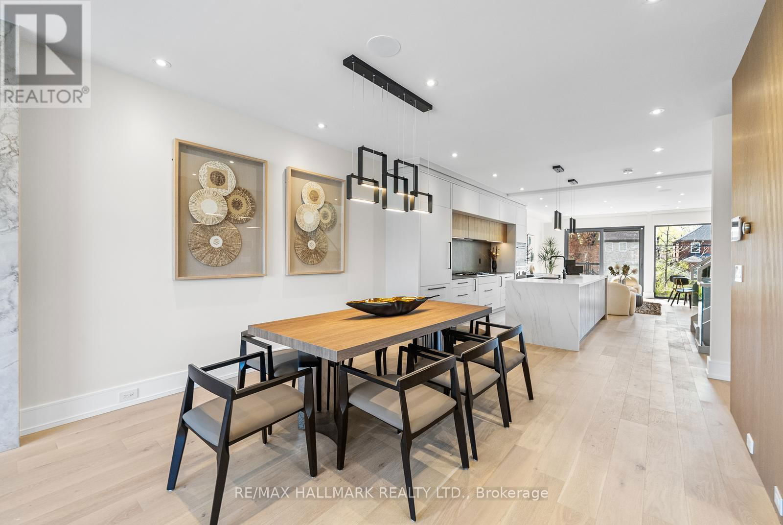 118 AIRDRIE ROAD Image 12