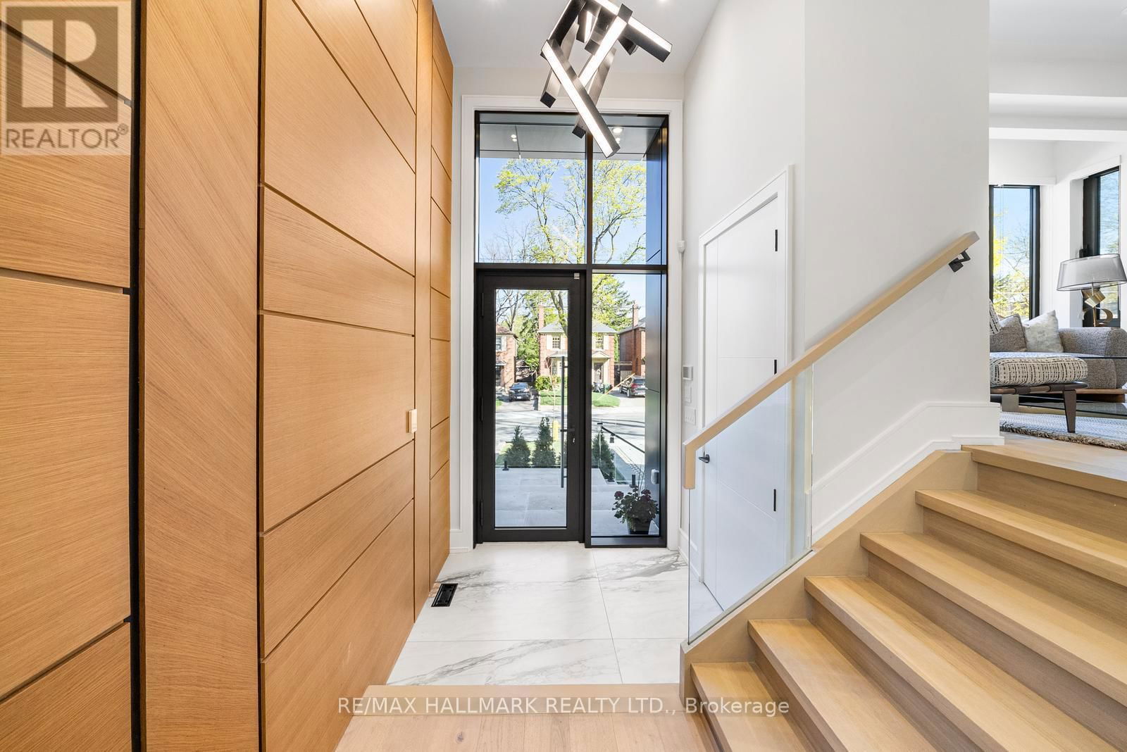 118 AIRDRIE ROAD Image 3