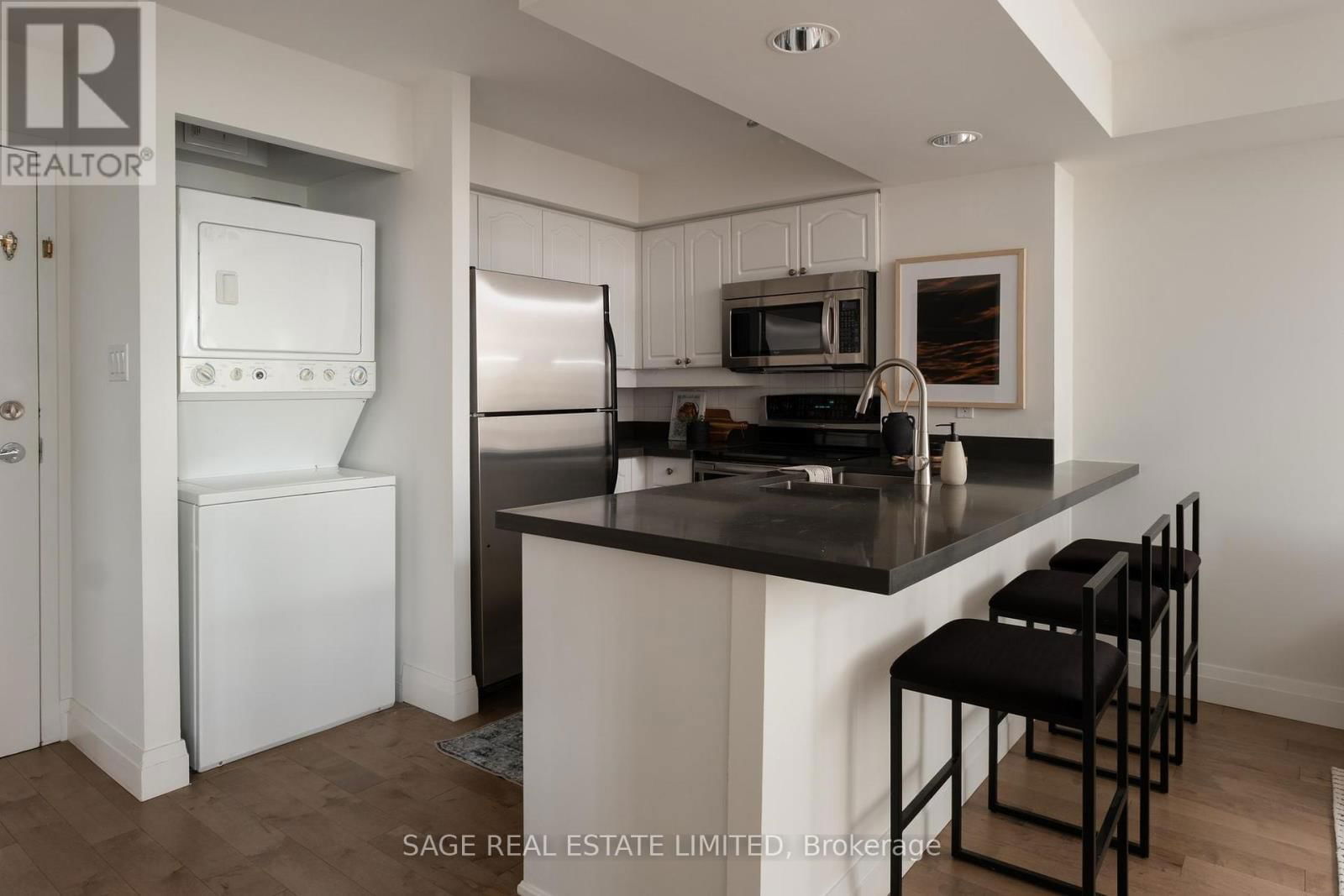 420 - 801 KING STREET WEST Image 17