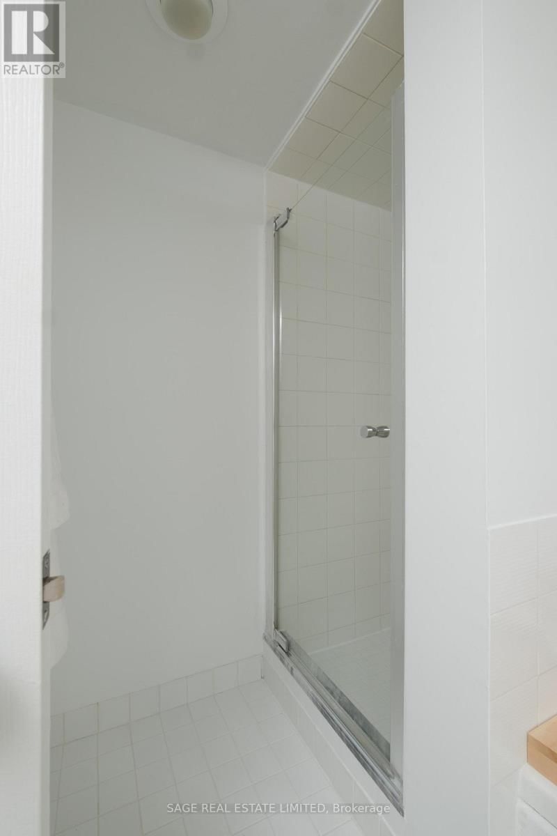 420 - 801 KING STREET WEST Image 25