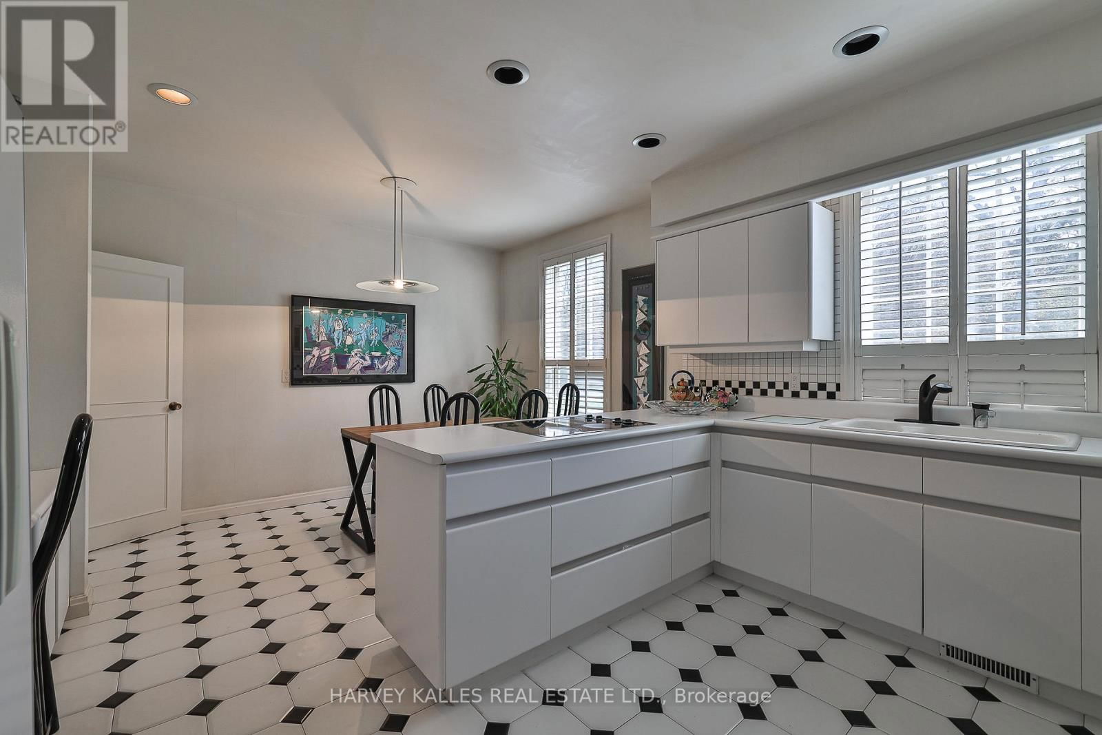 38 FIFESHIRE ROAD Image 12