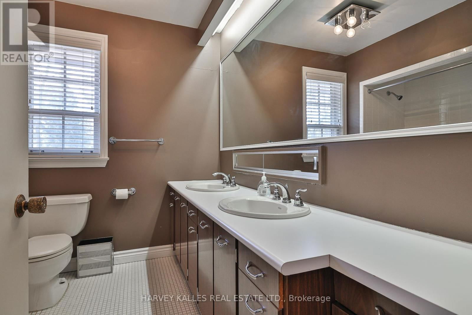 38 FIFESHIRE ROAD Image 24