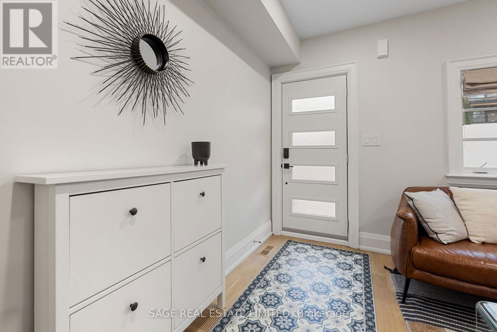 394 KEEWATIN AVENUE Image 3