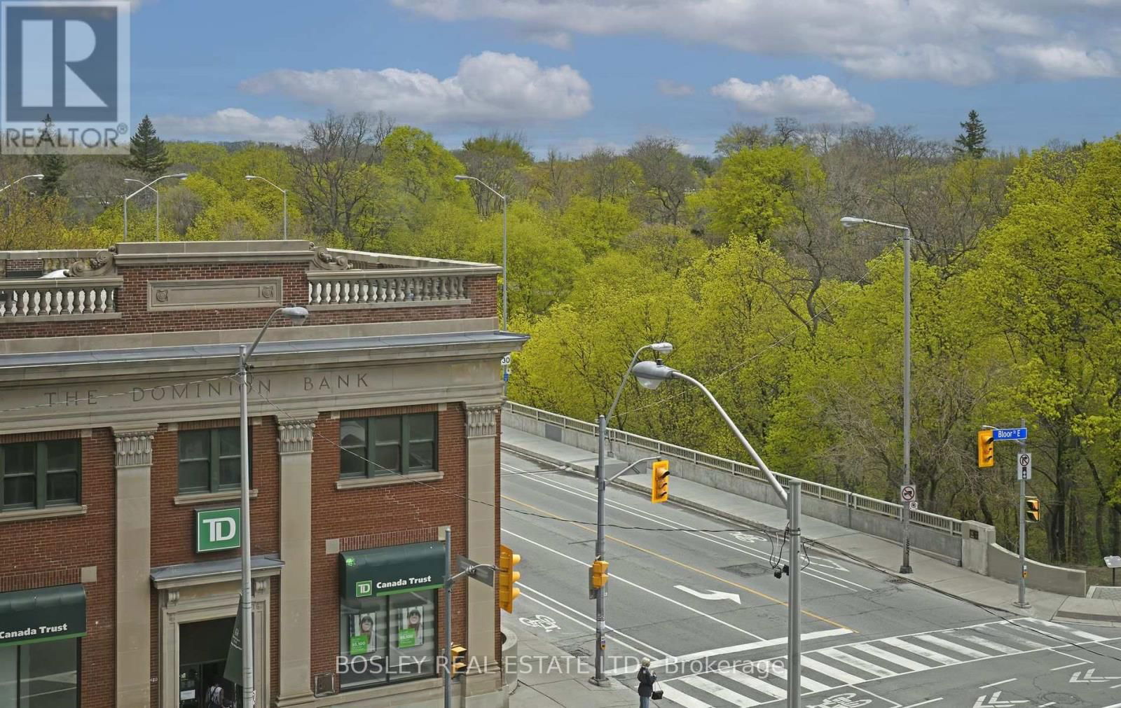 402 - 421 BLOOR STREET EAST Image 1