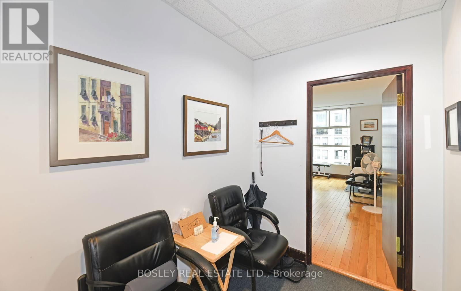 402 - 421 BLOOR STREET EAST Image 4