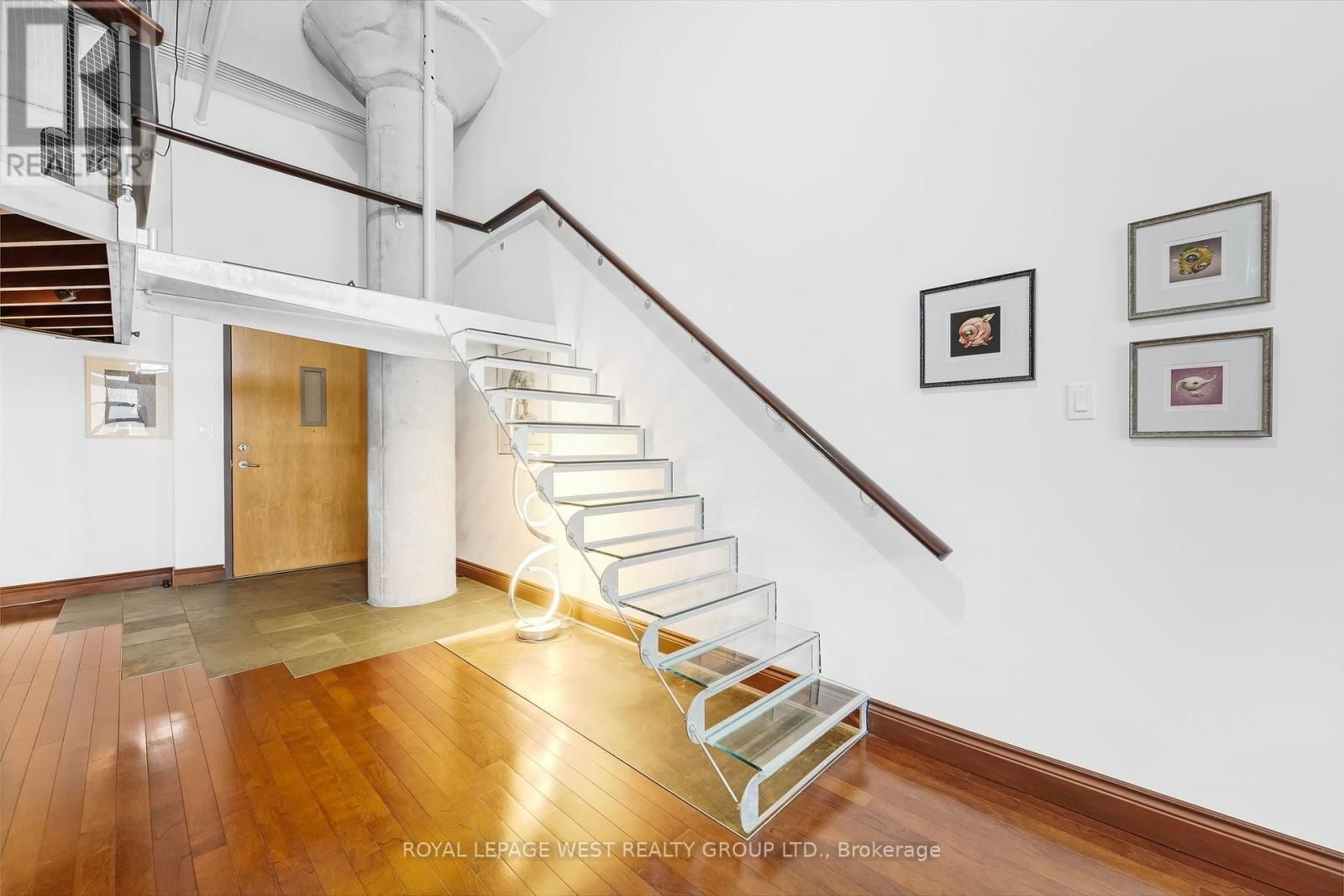 416 - 90 SUMACH STREET Image 28
