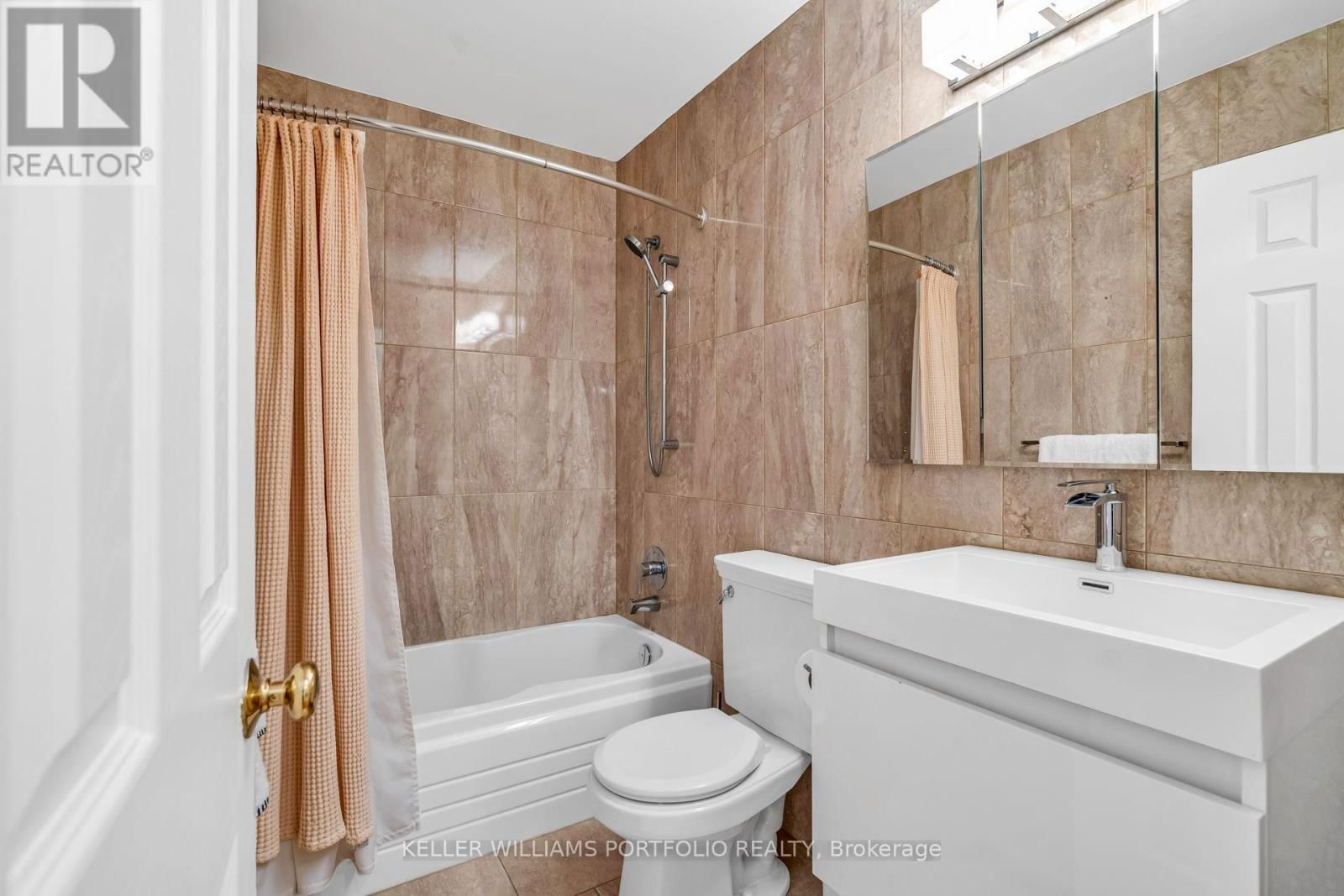 27 SNOWSHOE MILL WAY Image 16