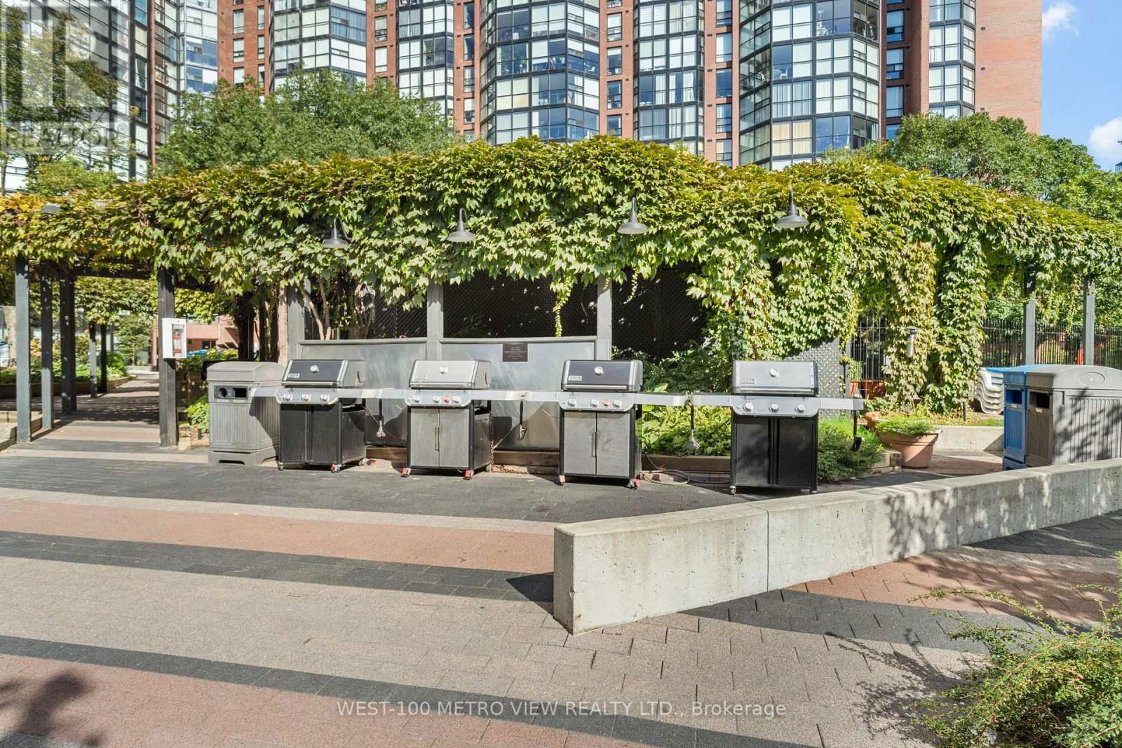 814 - 705 KING STREET WEST Image 18