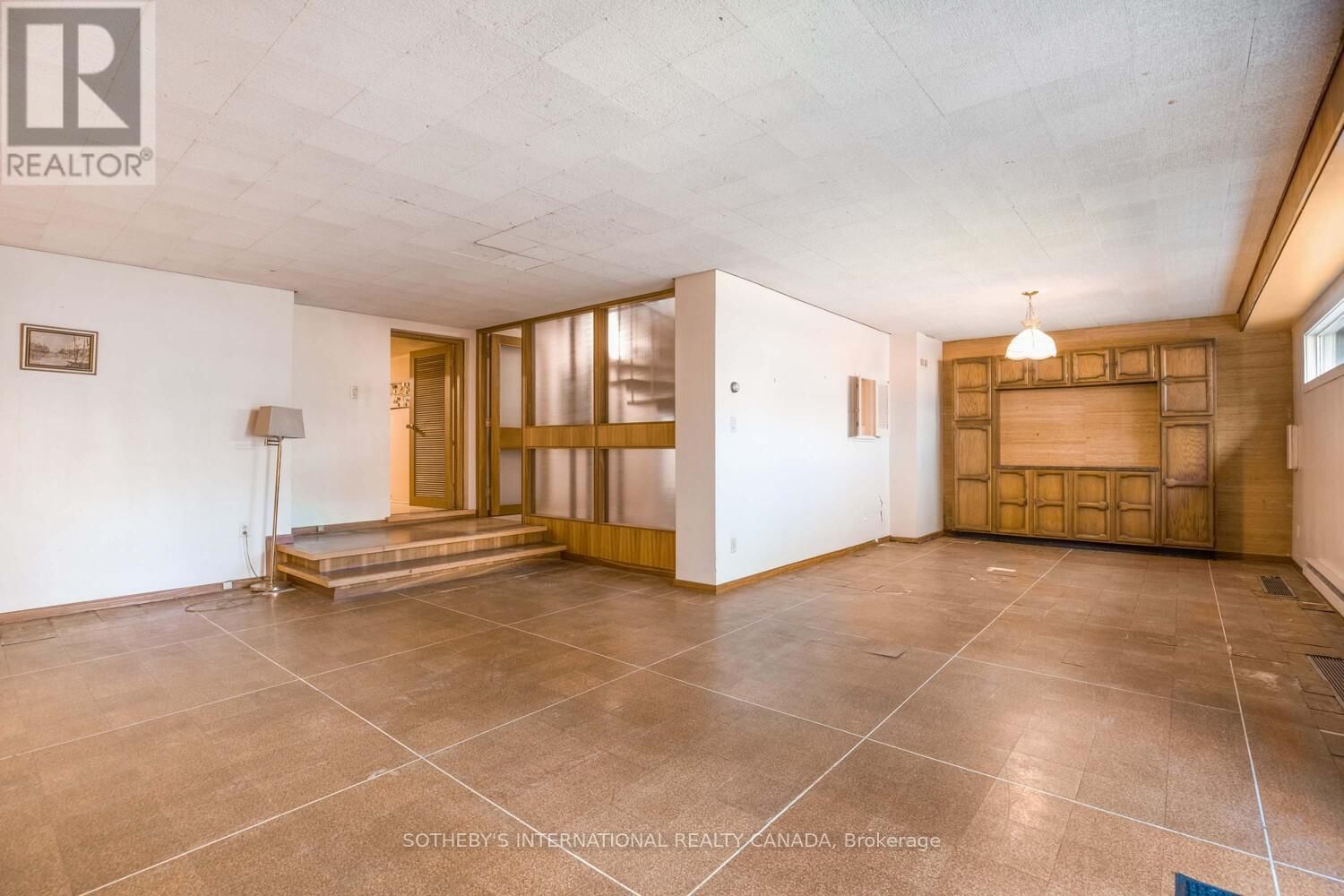 305 BESSBOROUGH DRIVE Image 19