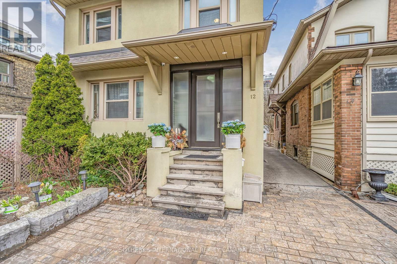 12 BELSIZE DRIVE Image 3