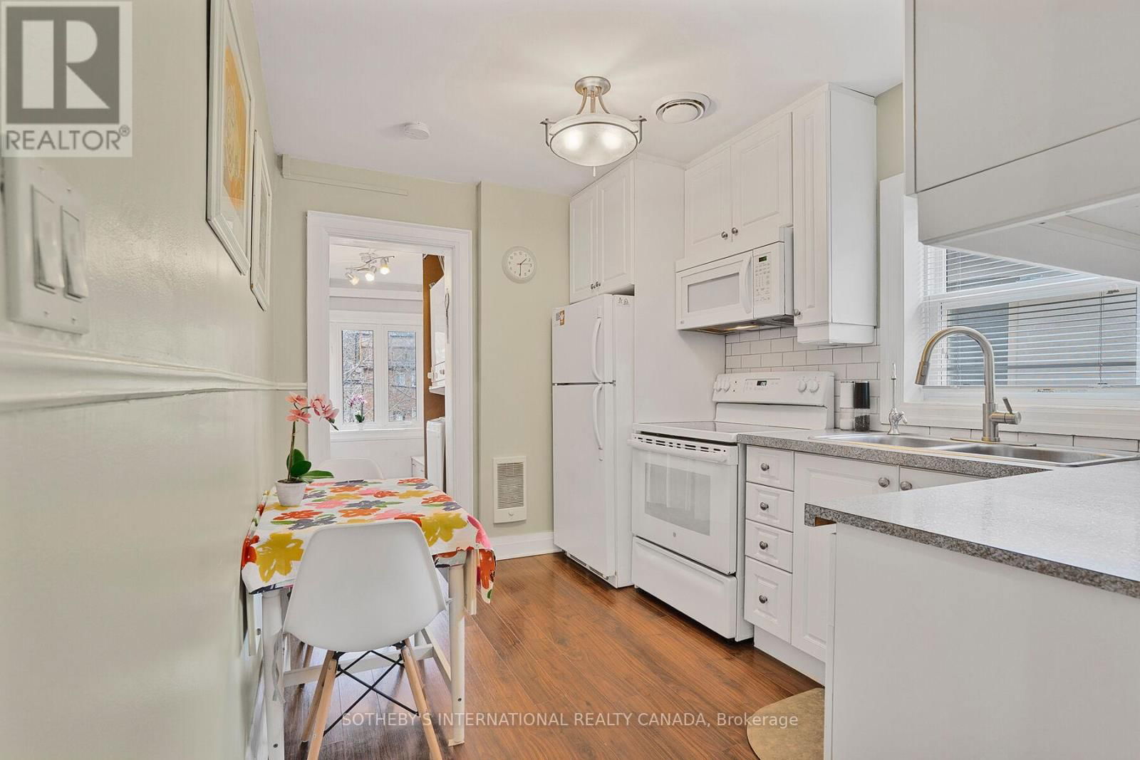 12 BELSIZE DRIVE Image 30