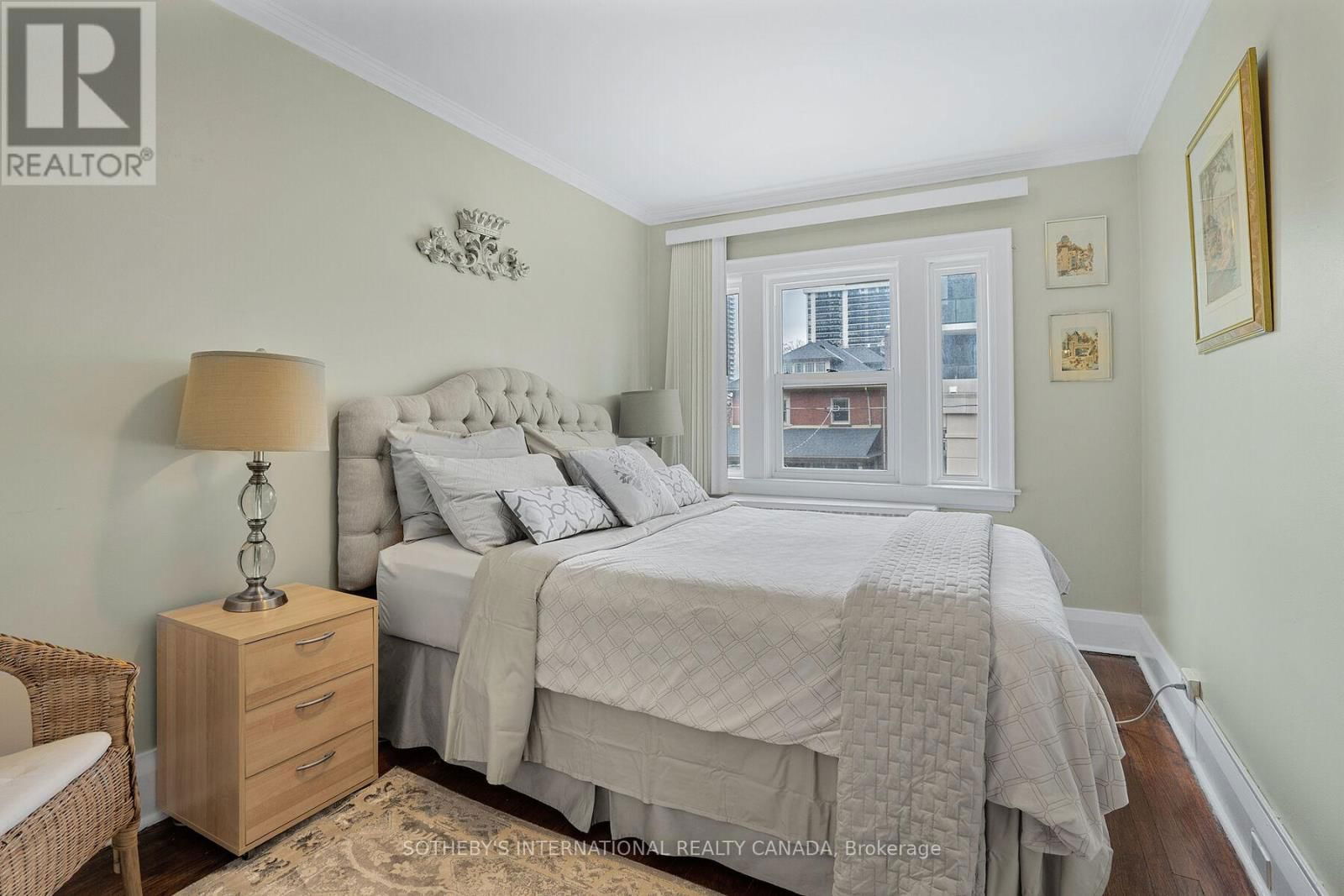 12 BELSIZE DRIVE Image 32