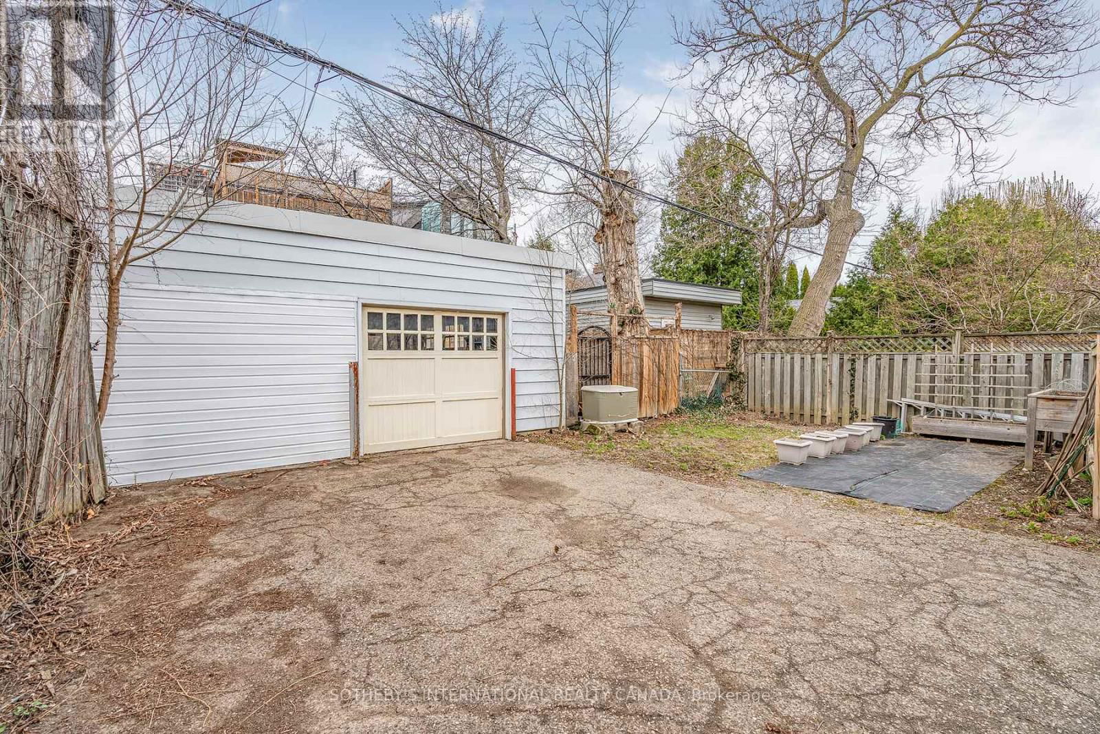 12 BELSIZE DRIVE Image 46