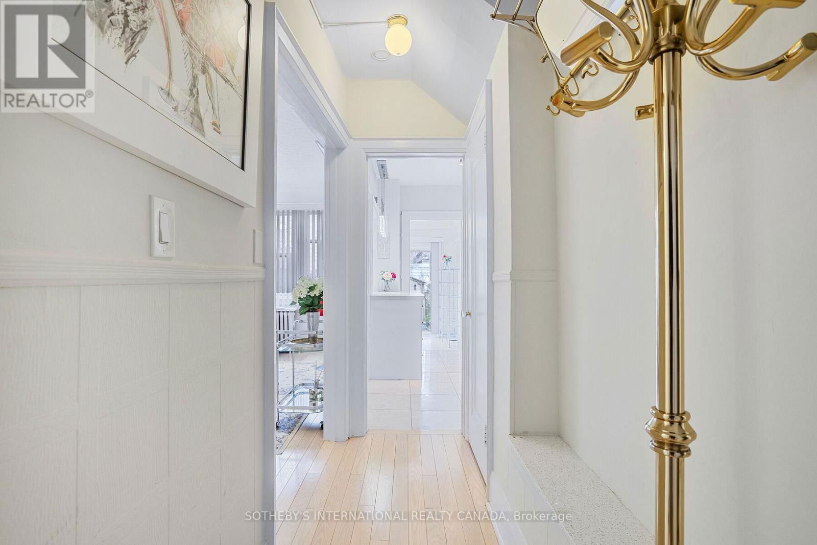 12 BELSIZE DRIVE Image 8