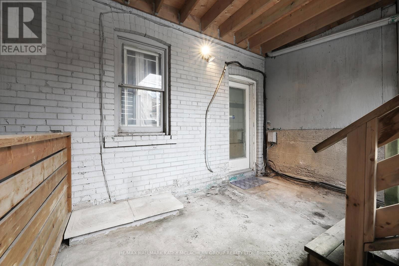 598 MOUNT PLEASANT ROAD Image 10