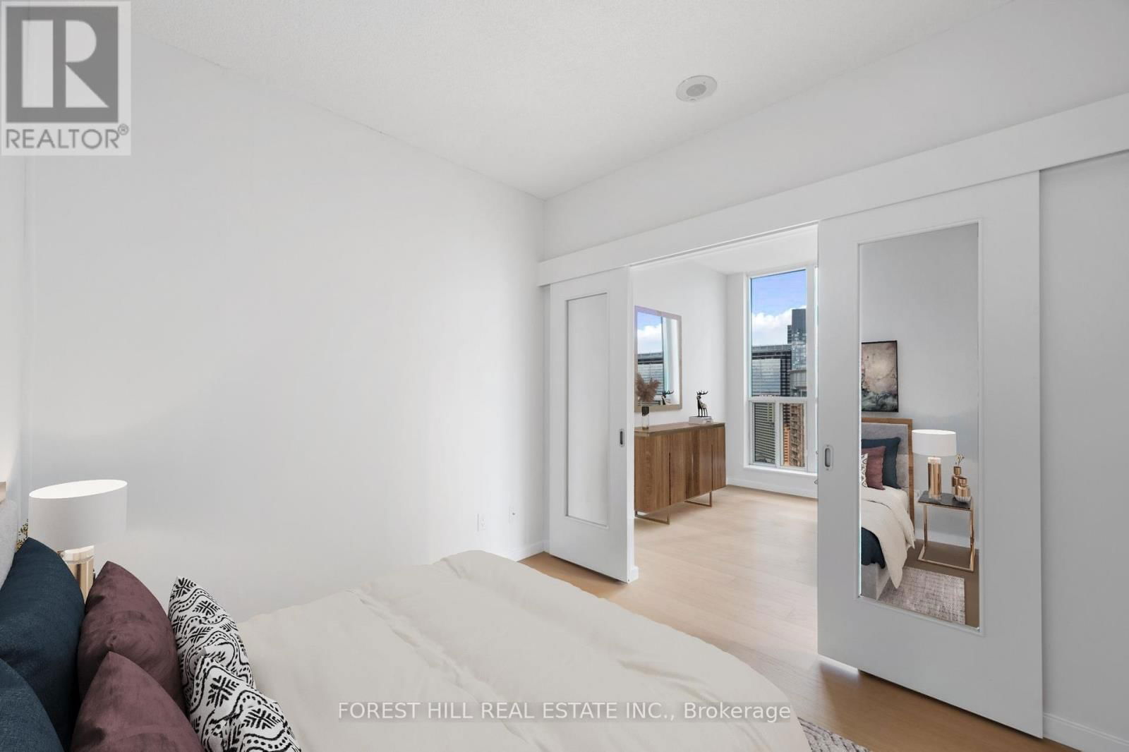 3512 - 208 QUEENS QUAY BOULEVARD WEST Image 19