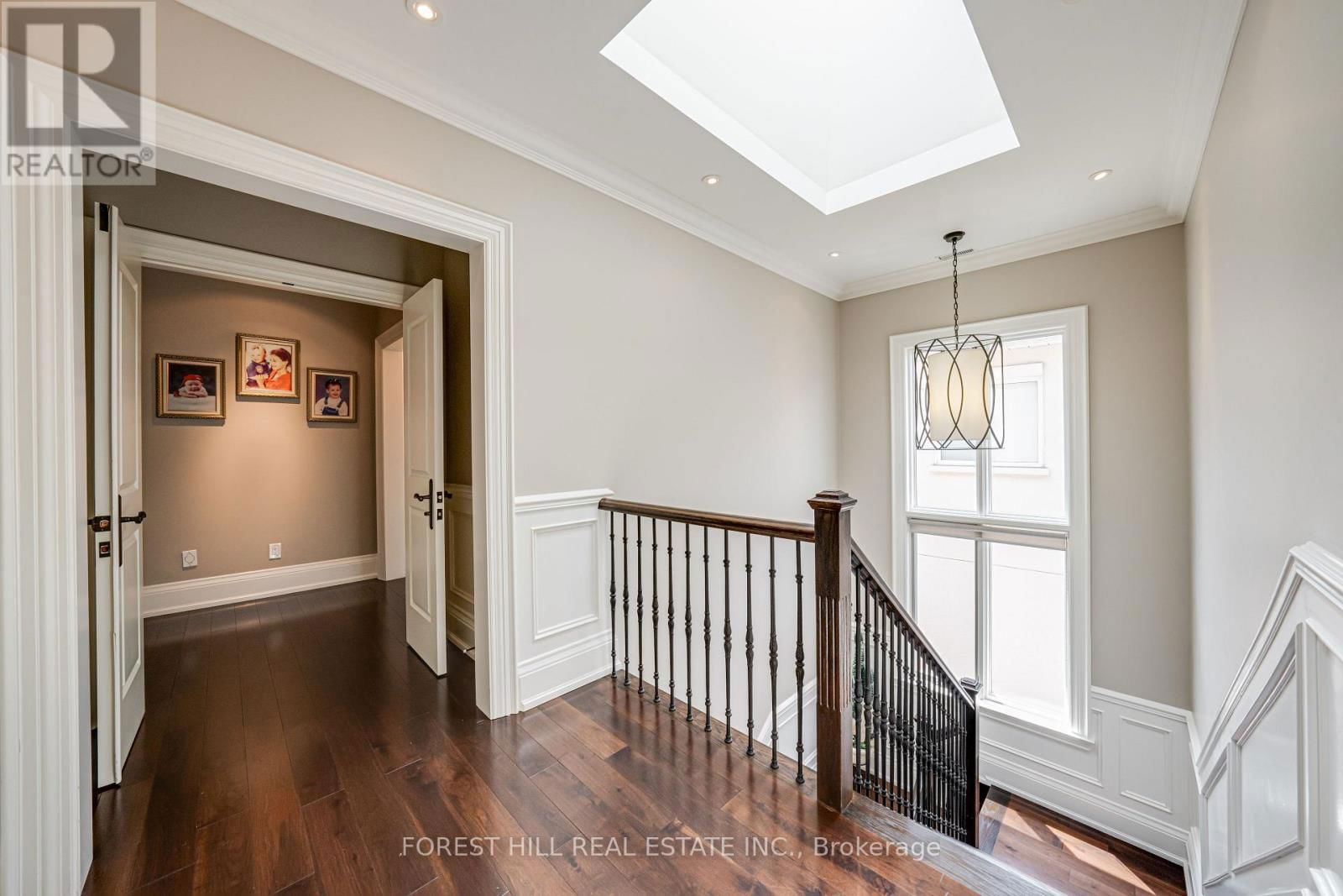 669 BEDFORD PARK AVENUE Image 20