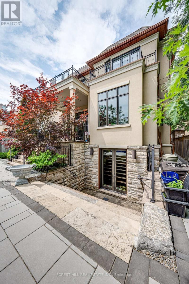 669 BEDFORD PARK AVENUE Image 36