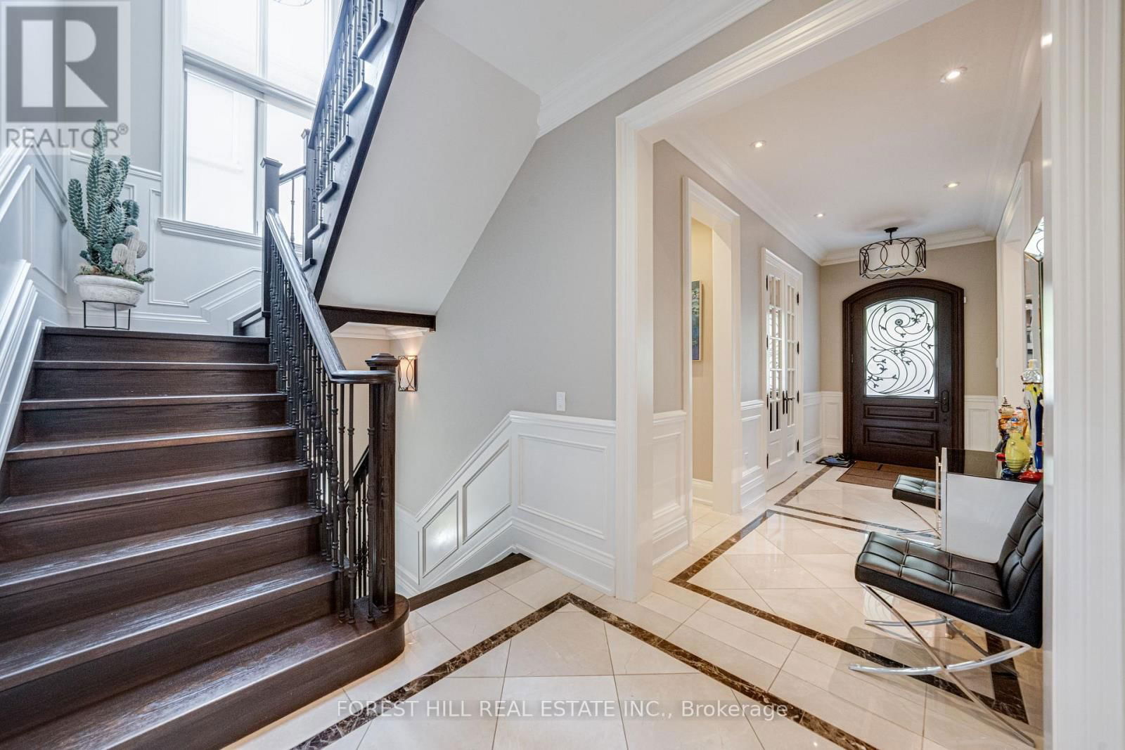 669 BEDFORD PARK AVENUE Image 4