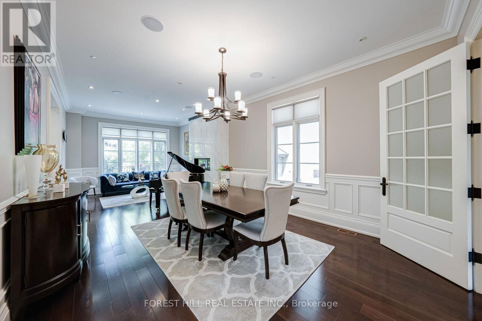 669 BEDFORD PARK AVENUE Image 9