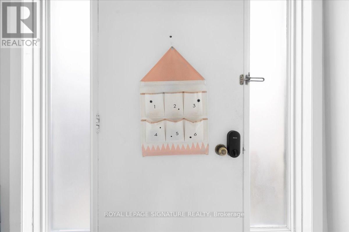11 - 2 LISZT GATE Image 5