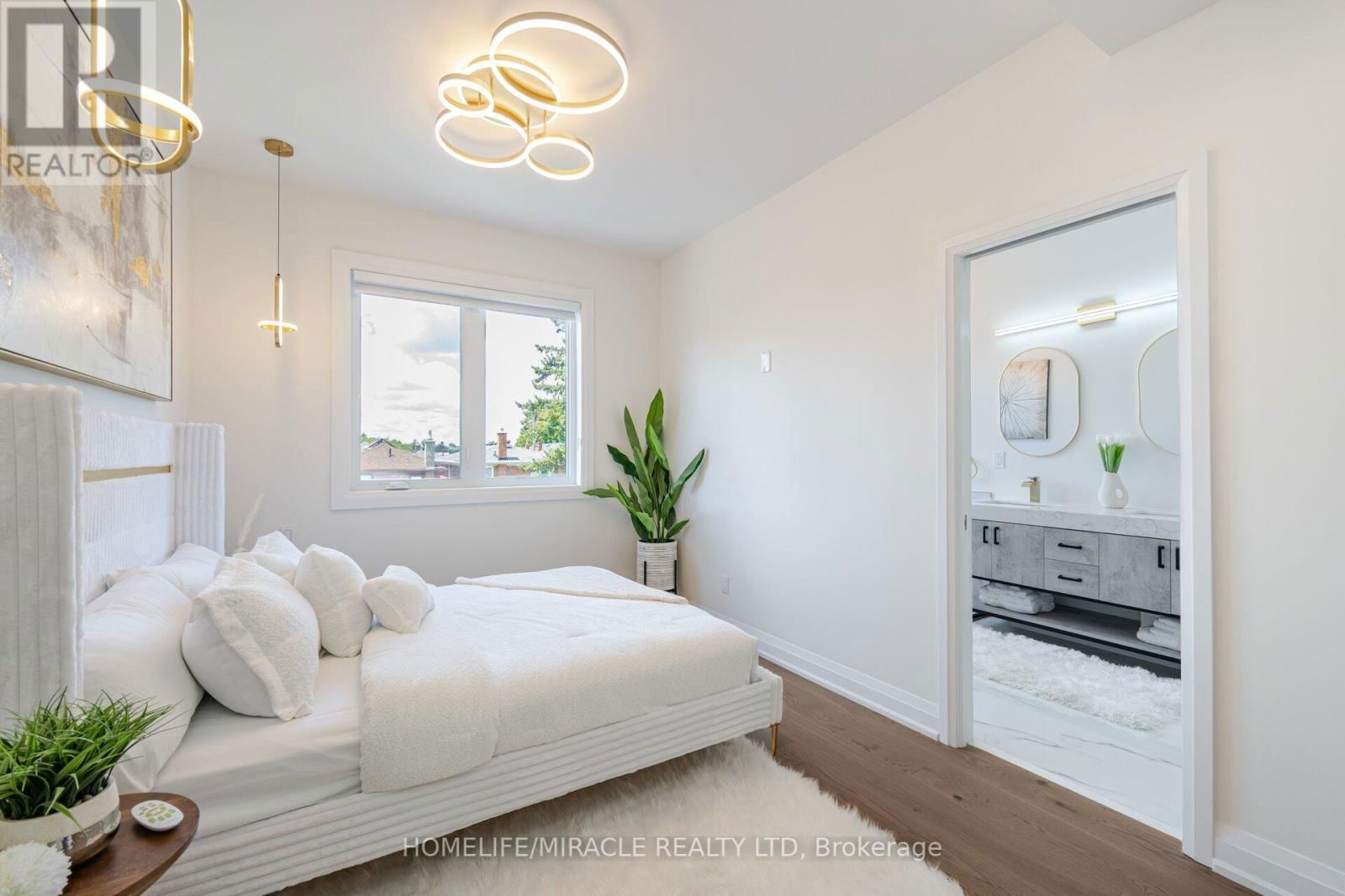 388 OAKWOOD AVENUE Image 24