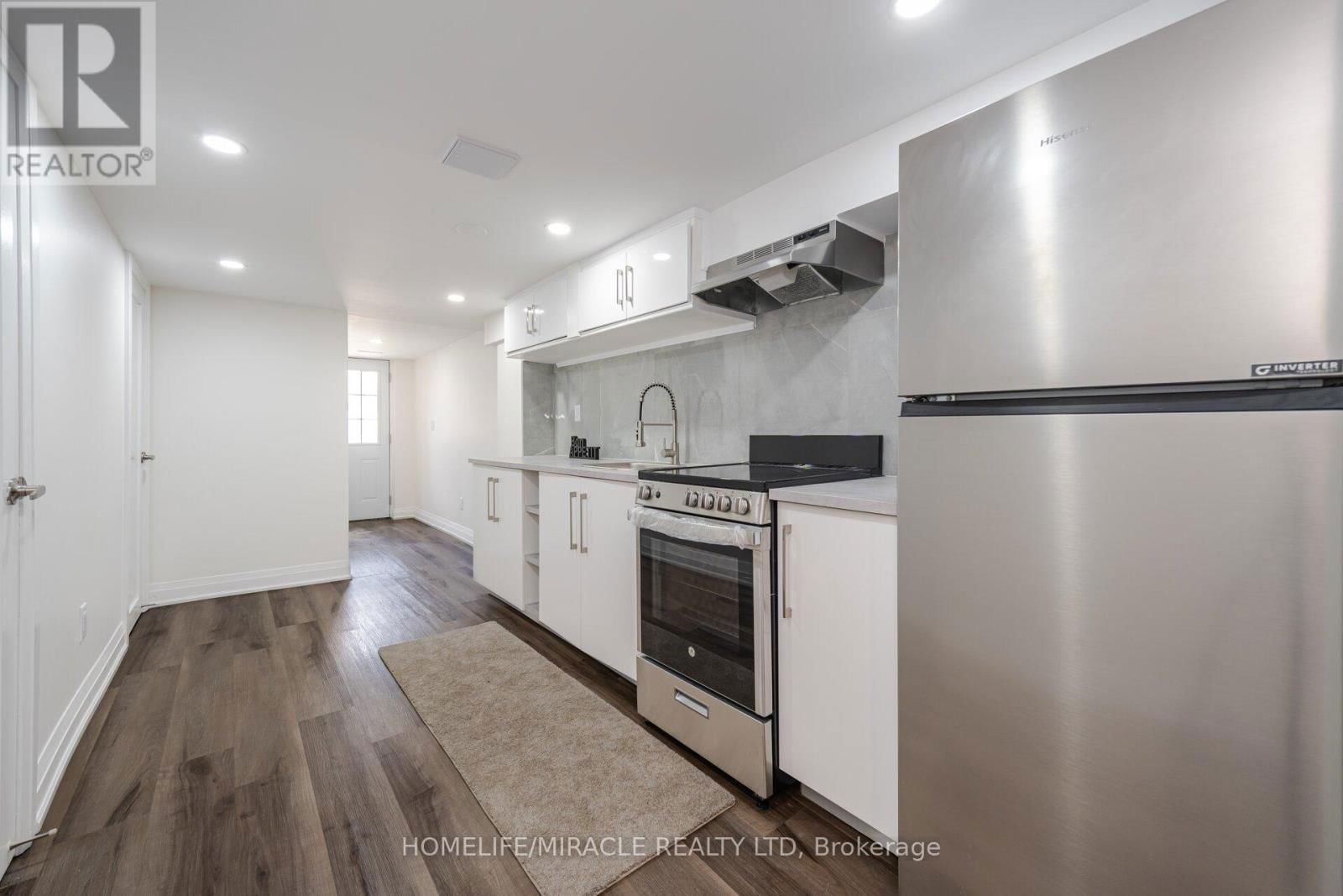 388 OAKWOOD AVENUE Image 44