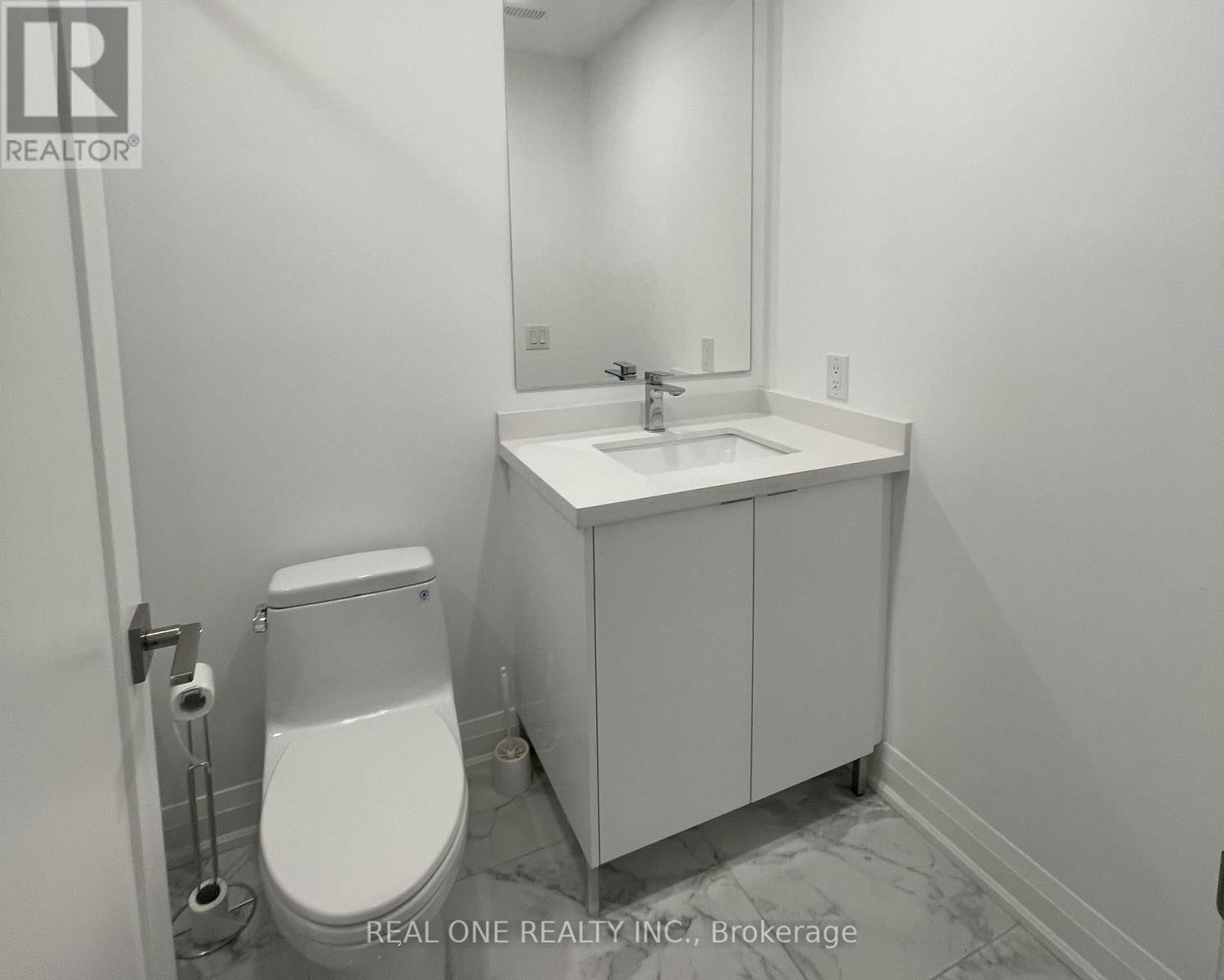 Unit 5 - 25 DERVOCK CRESCENT Image 16