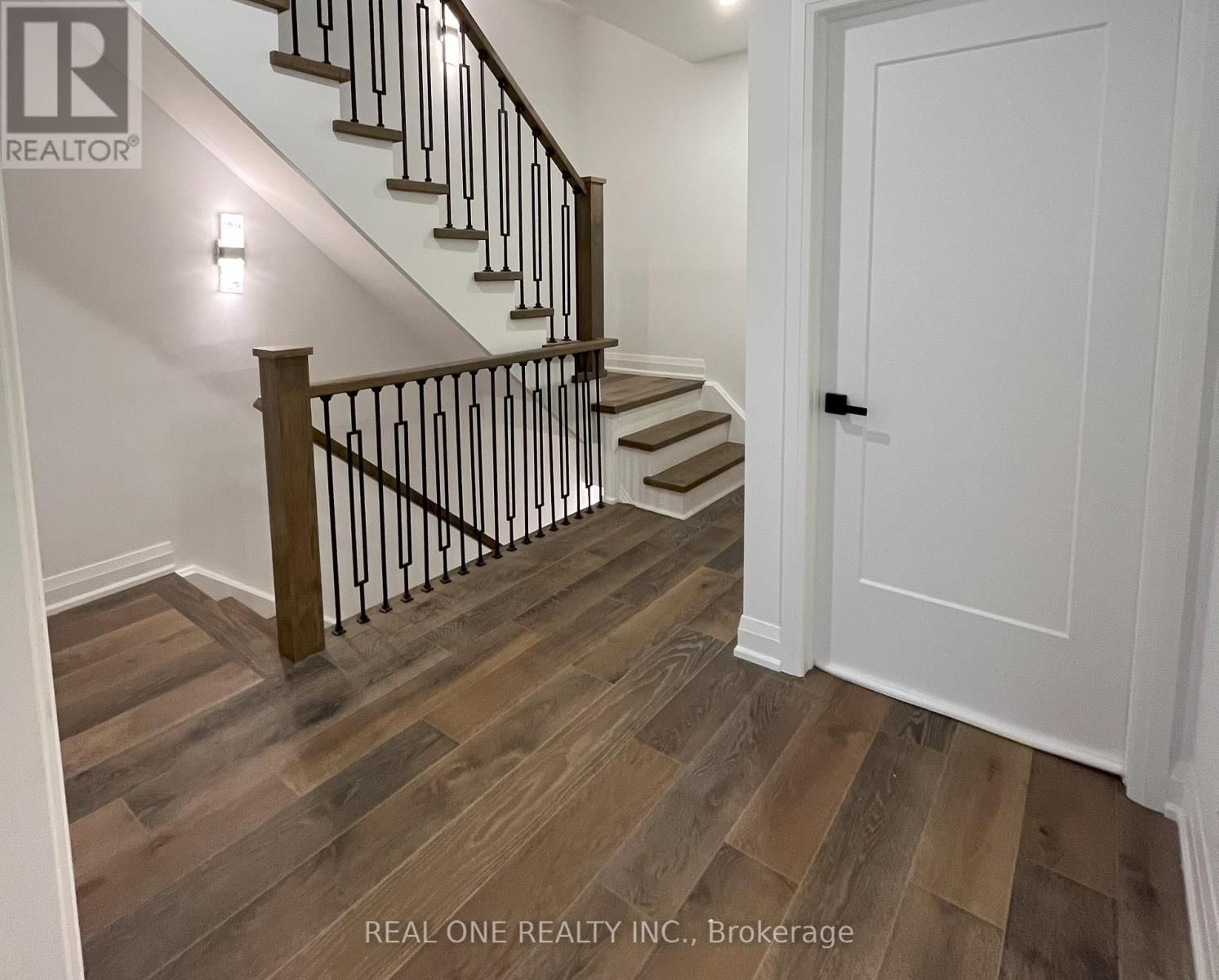 Unit 5 - 25 DERVOCK CRESCENT Image 21