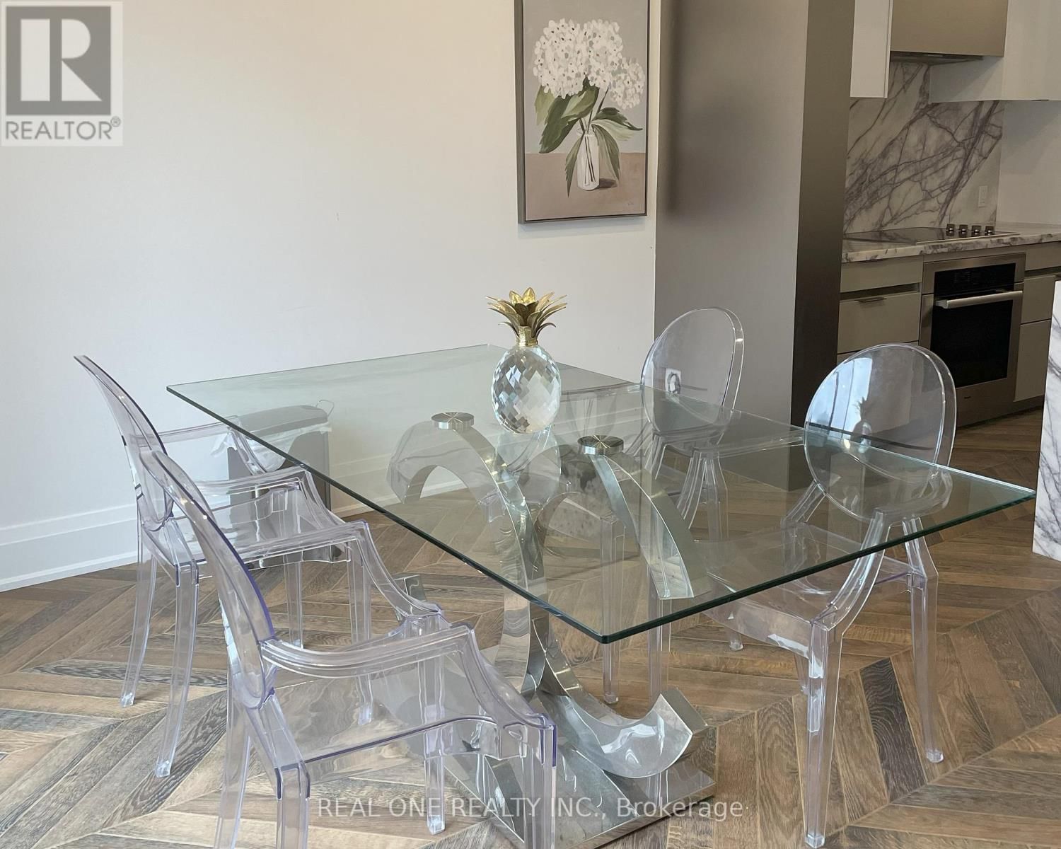 Unit 5 - 25 DERVOCK CRESCENT Image 7