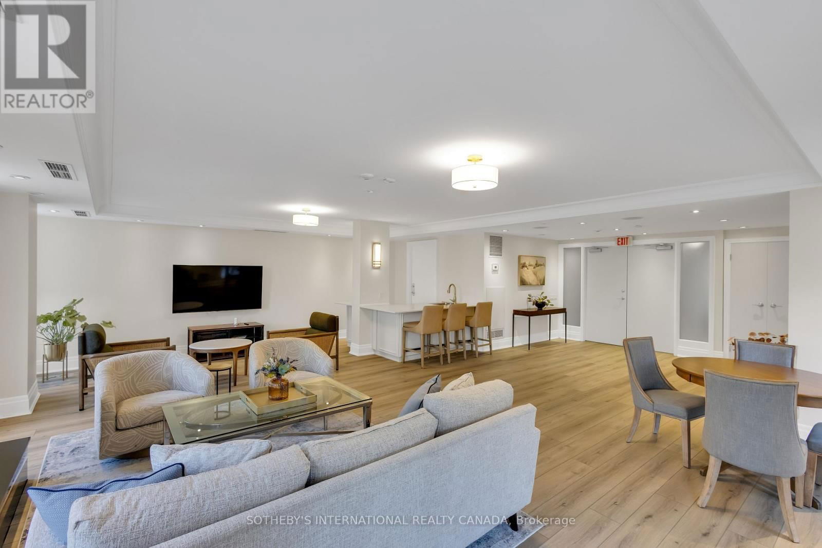 506 - 451 ROSEWELL AVENUE Image 31