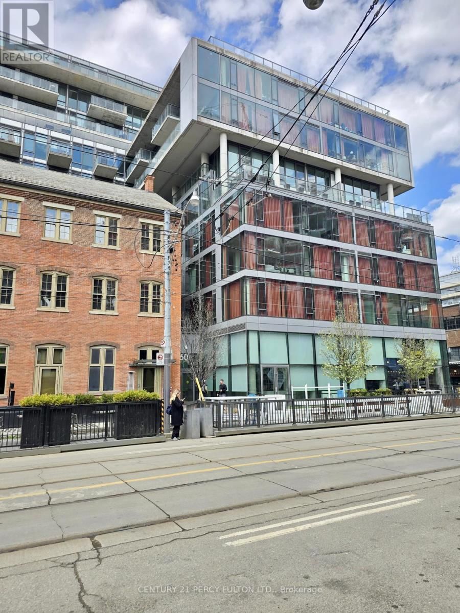 213 - 560 KING STREET WEST Image 2