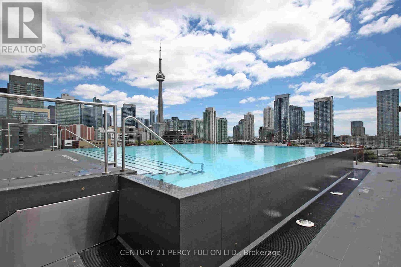 213 - 560 KING STREET WEST Image 21