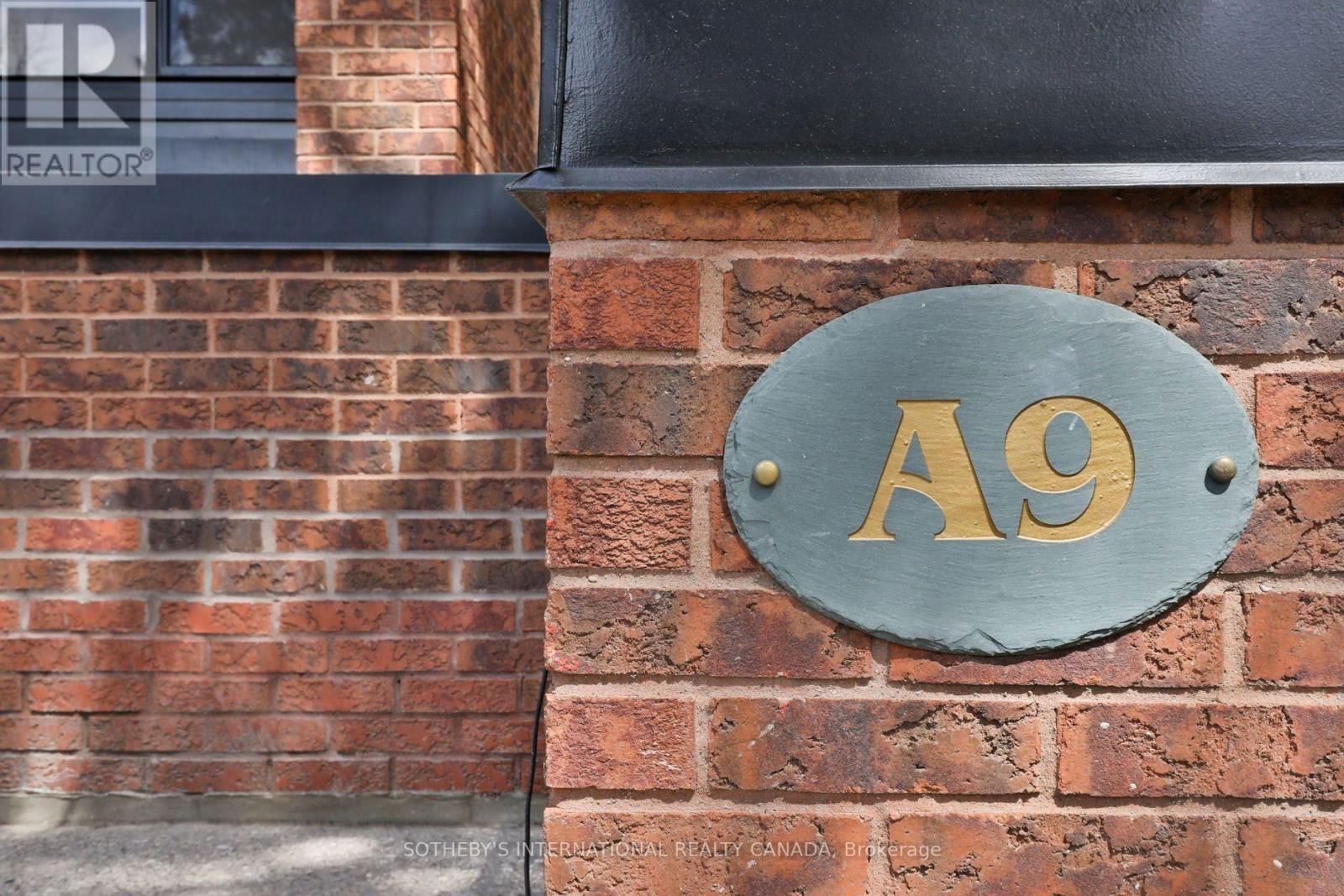 A9 - 142 PEARS AVENUE Image 39
