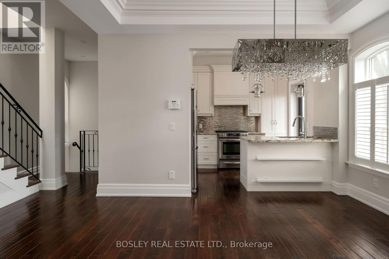 4 - 103 PEMBROKE STREET Image 1