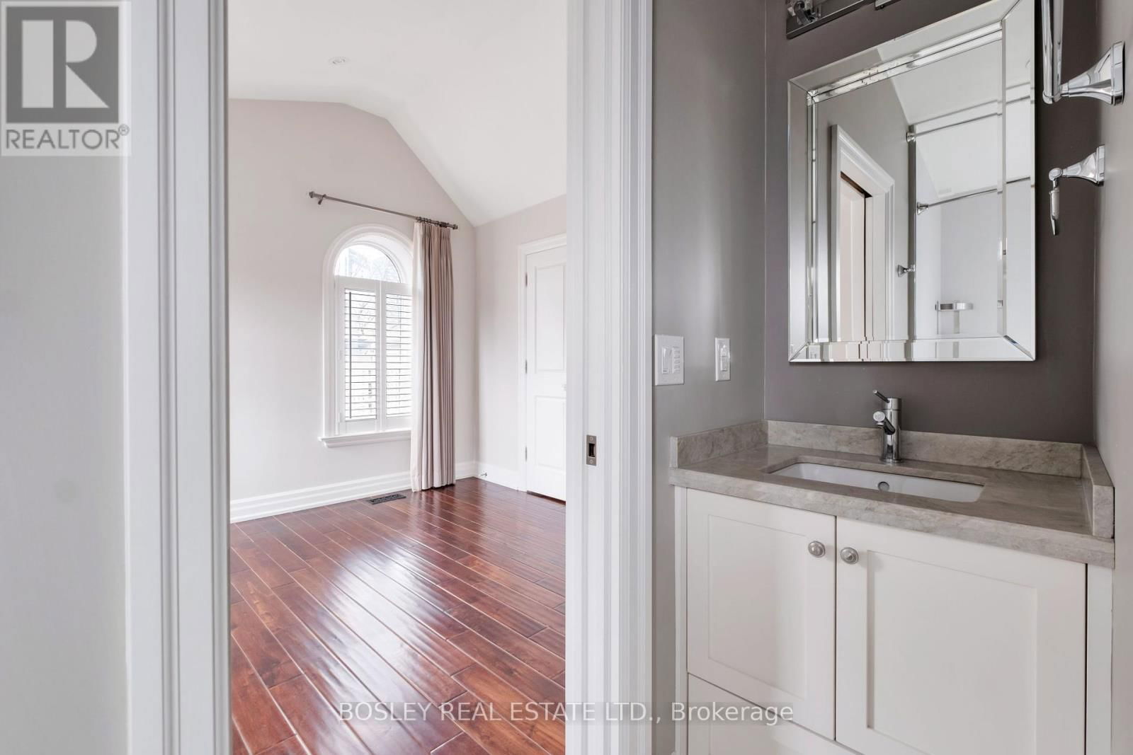 4 - 103 PEMBROKE STREET Image 31
