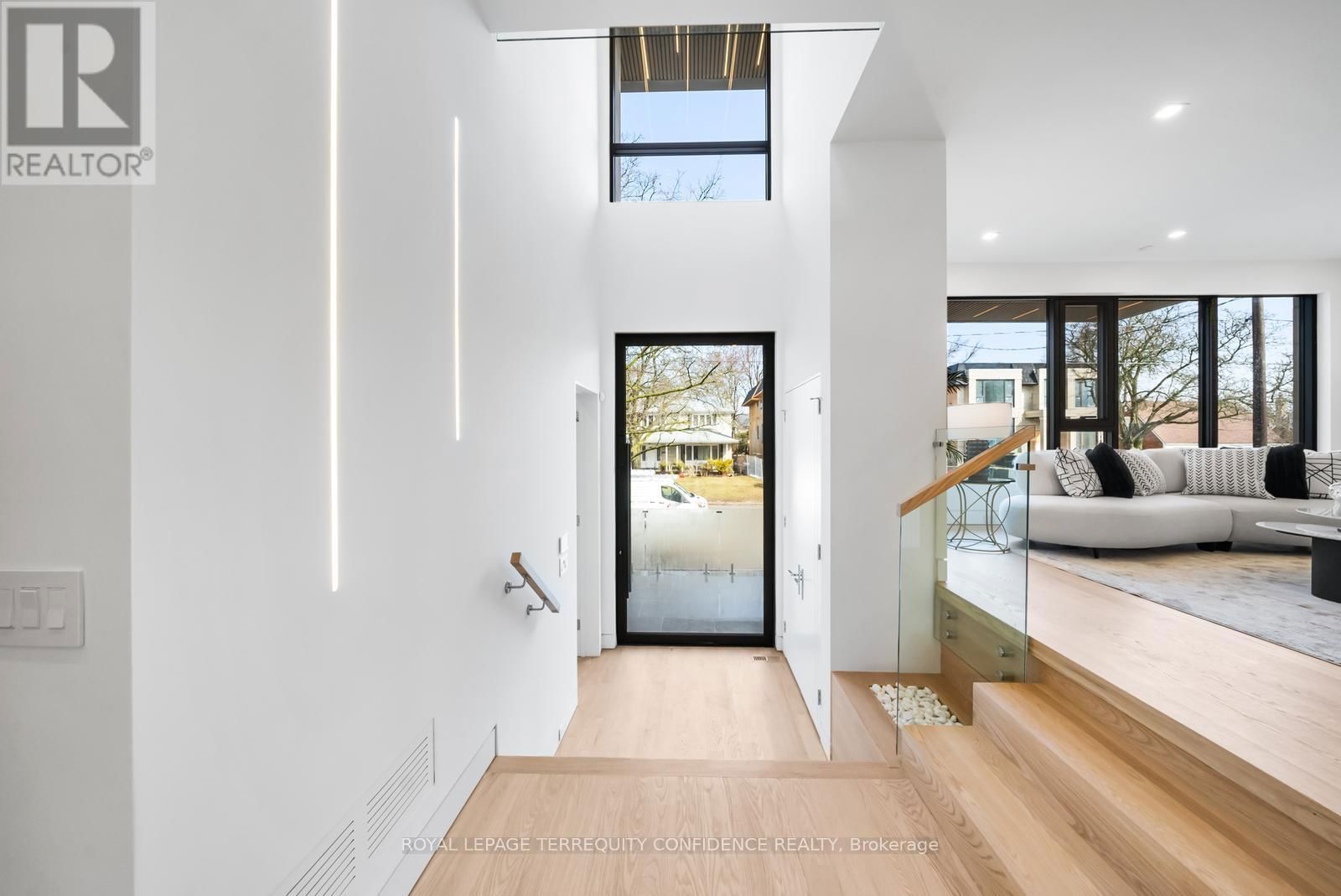 101 YORKVIEW DRIVE Image 2
