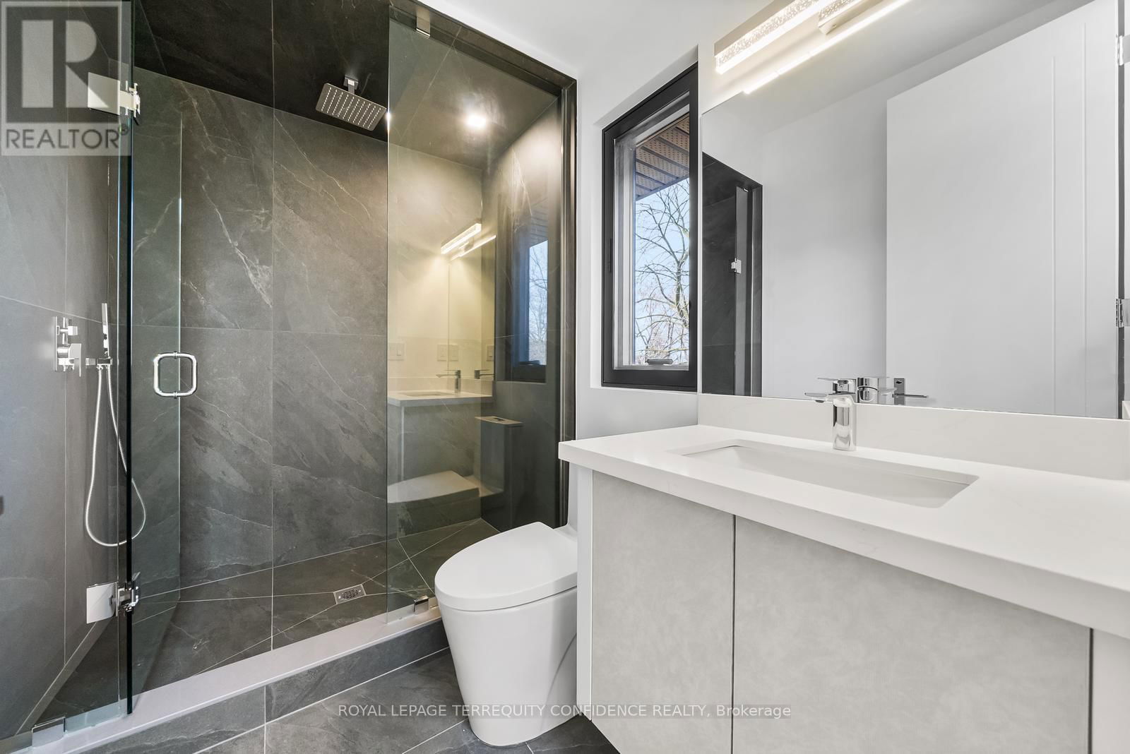 101 YORKVIEW DRIVE Image 33