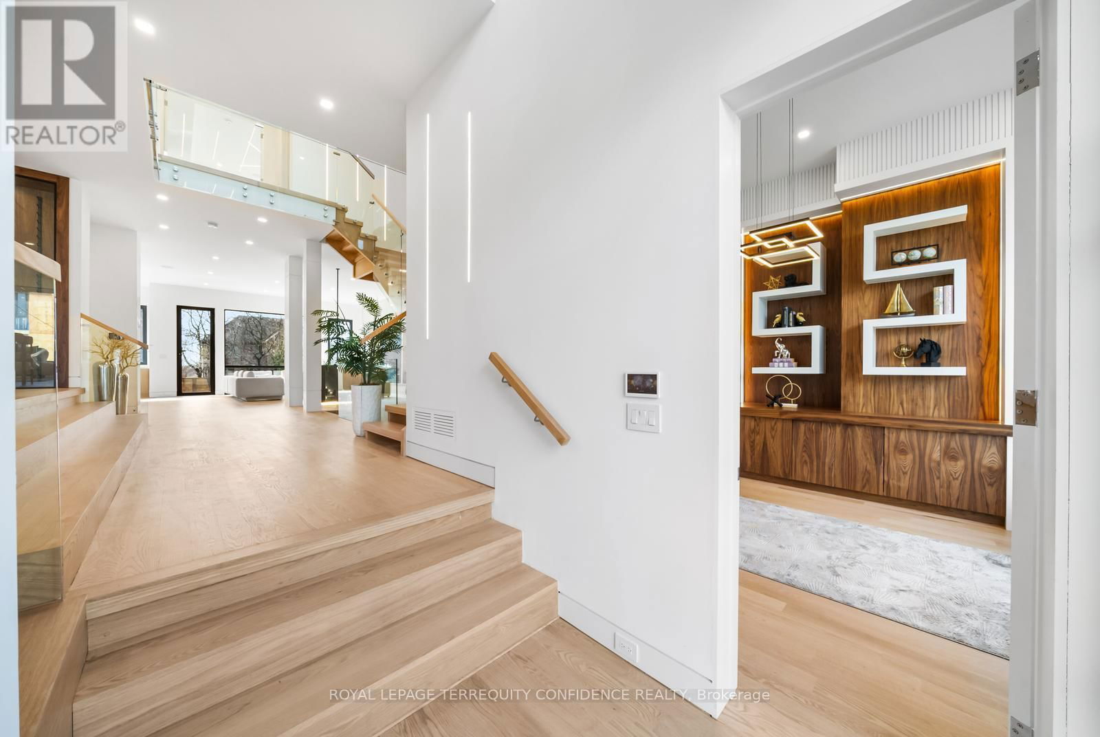 101 YORKVIEW DRIVE Image 5
