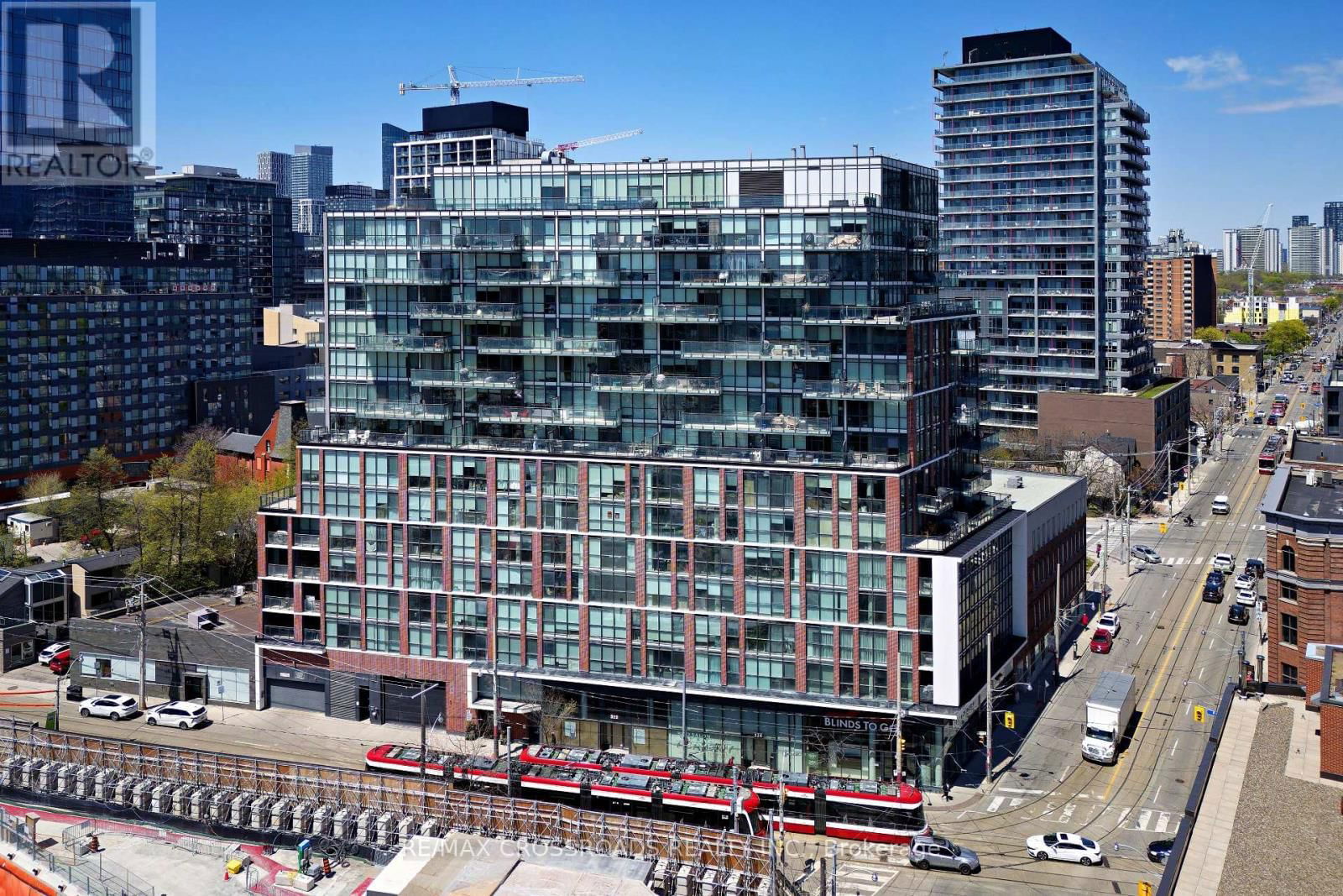 1310 - 318 KING STREET EAST Image 3
