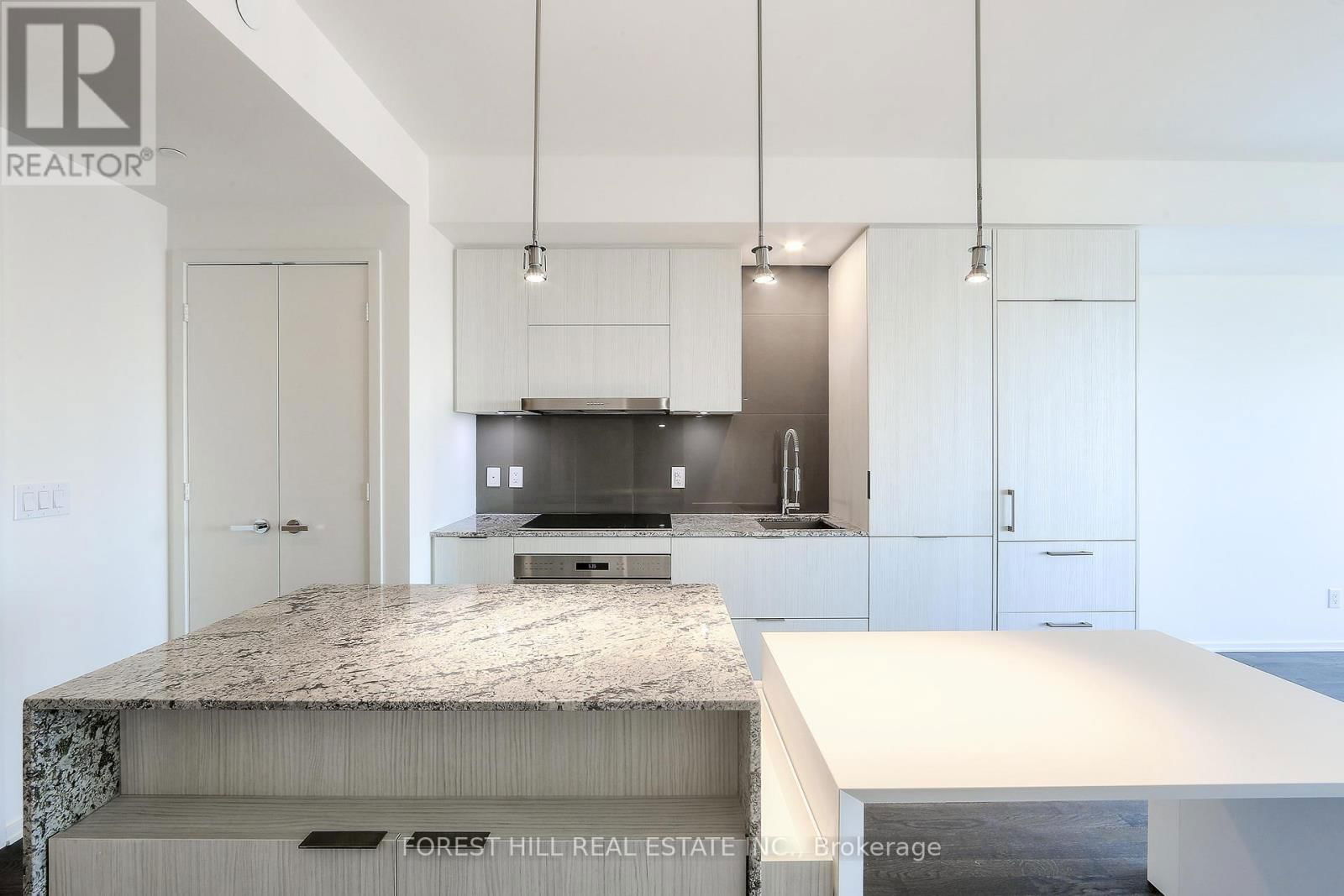 6508 - 1 BLOOR STREET EAST Image 16