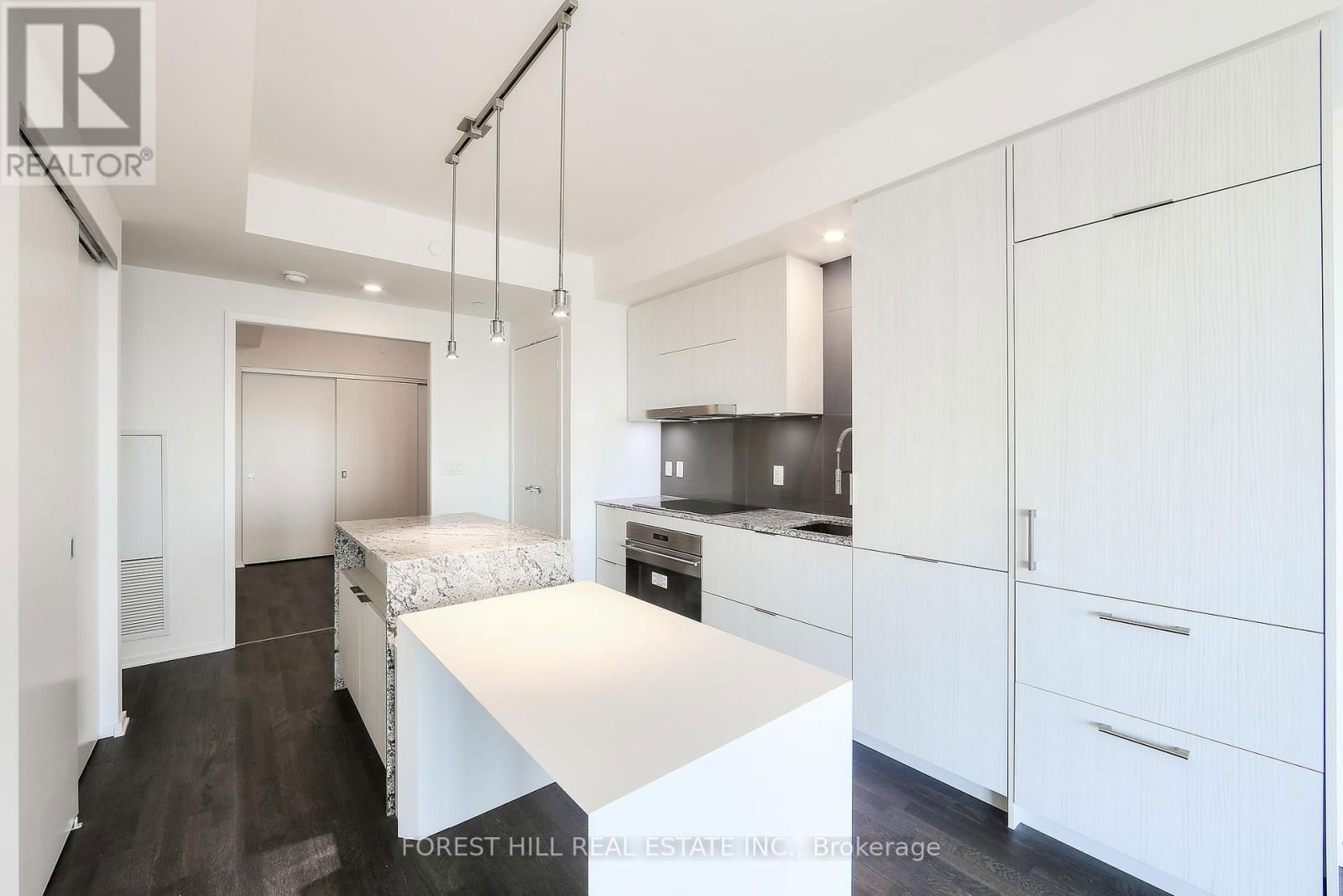 6508 - 1 BLOOR STREET EAST Image 17