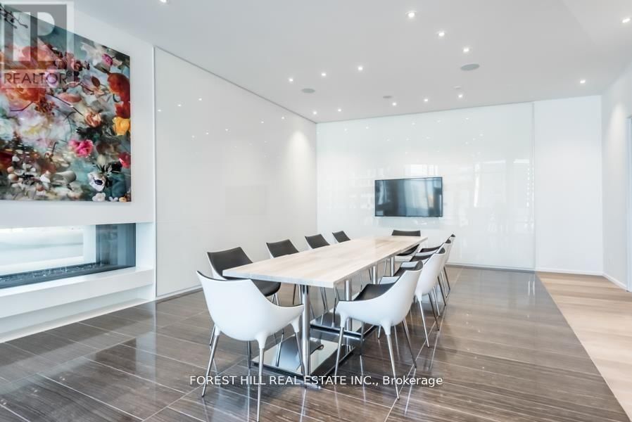 6508 - 1 BLOOR STREET EAST Image 34