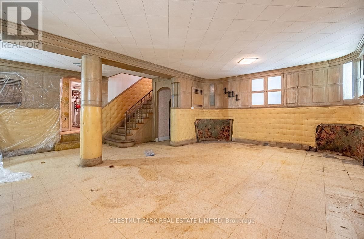 4 ELDERWOOD DRIVE Image 19