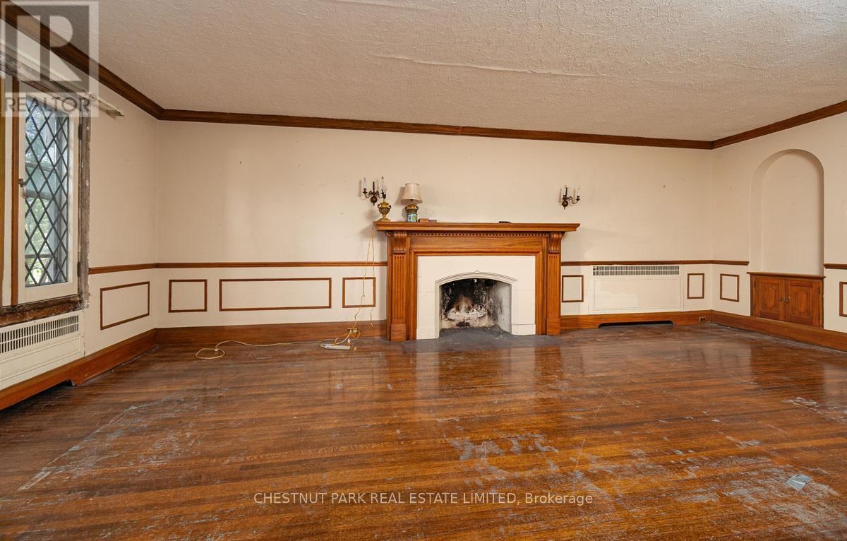 4 ELDERWOOD DRIVE Image 3
