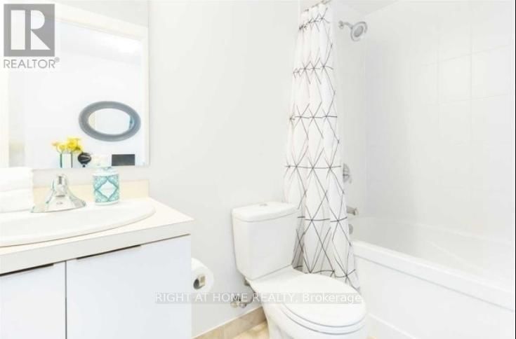 708 - 14 YORK STREET Image 11