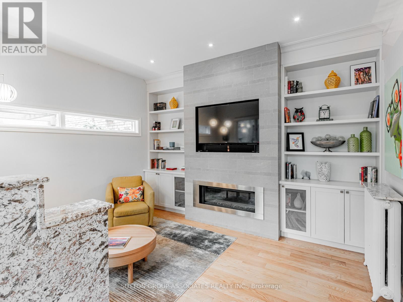 20 GLENGROVE AVENUE EAST Image 10