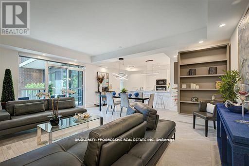 301 - 3 SOUTHVALE DRIVE Image 15