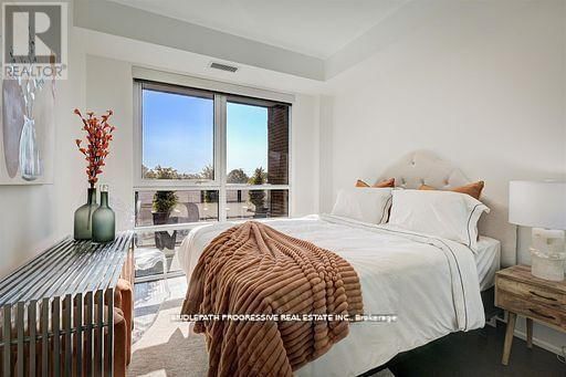 301 - 3 SOUTHVALE DRIVE Image 19